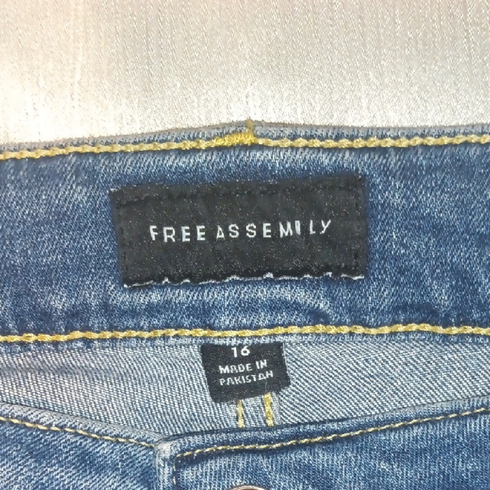 Women's Blue Jeans